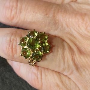 Peridot ring set in 10kt yellow gold
